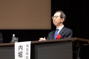 日本創世に向けた人口戦略フォーラムinみやぎ知事写真