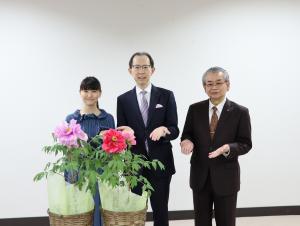 須賀川観光牡丹大使表敬訪問写真２