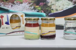 ＪＲ福島駅長等による「新幹線連結プリン」発売報告写真２