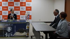 おびすやによる「ピリカラ青のり佃煮」ジャパン・フード・セレクション最高賞グランプリ受賞報告写真1