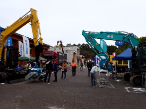 高性能林業機械展示コーナー