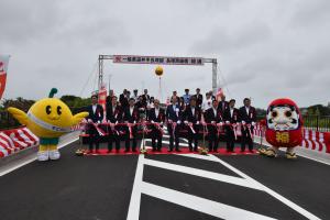 令和7年8月1日　テープカット