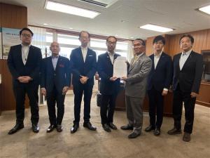 令和7年8月8日　東日本大震災復興協力本部提言提出写真