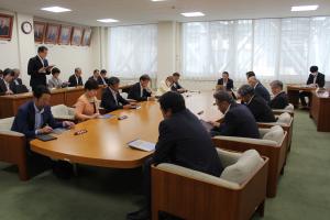 議会運営委員会の写真