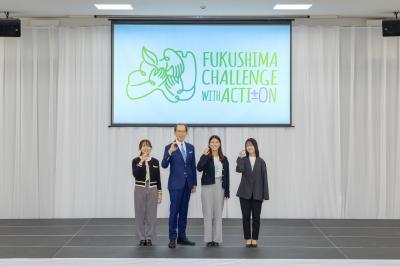 アンバサダー海外派遣報告（記念撮影）