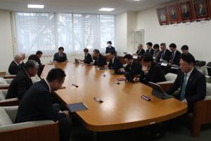 議会運営委員会の写真