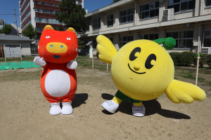 キビタンとべコ太郎