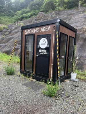 屋外喫煙所