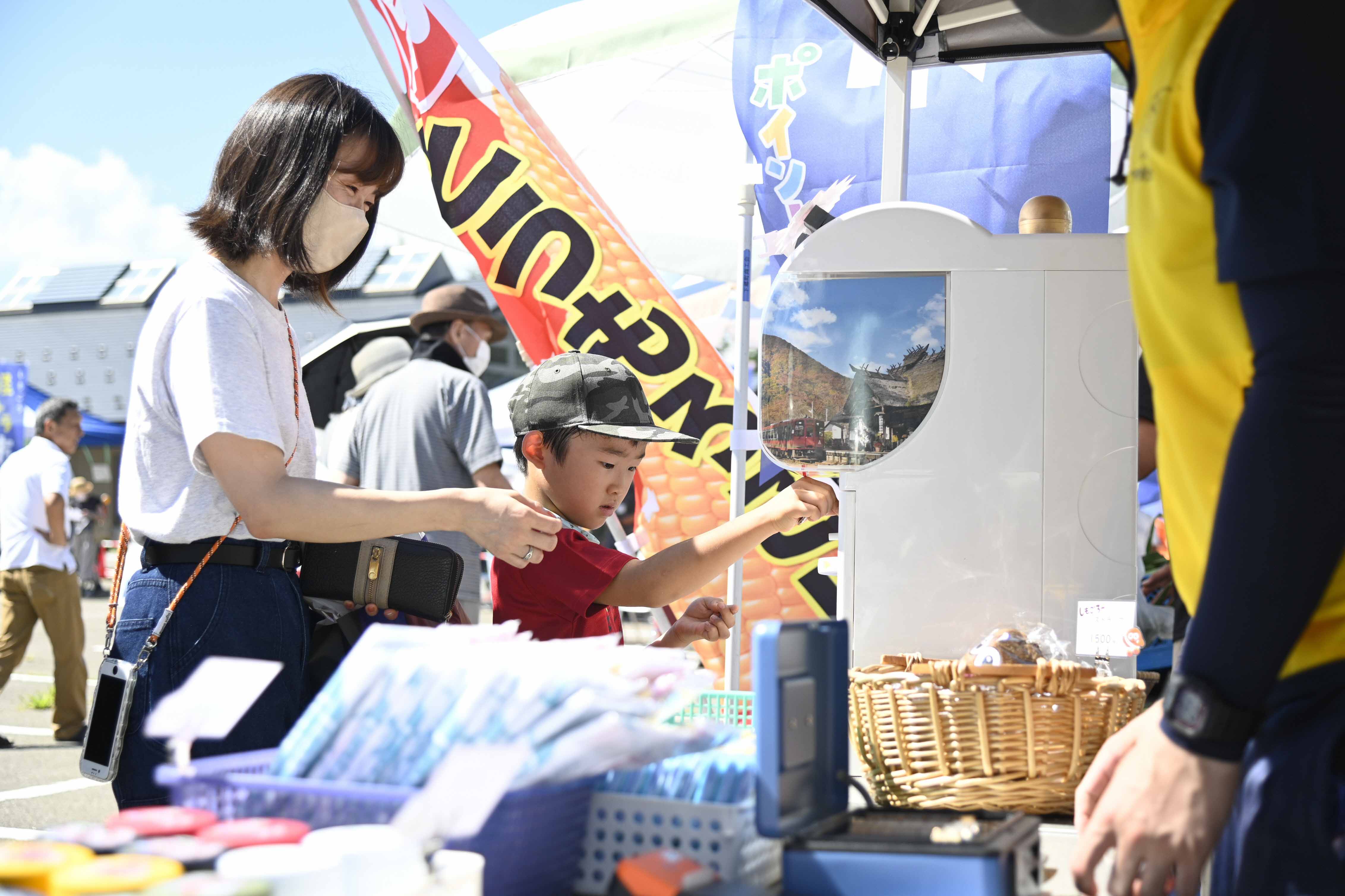 下郷ヒカリとふるさとマルシェ 軽トラ市