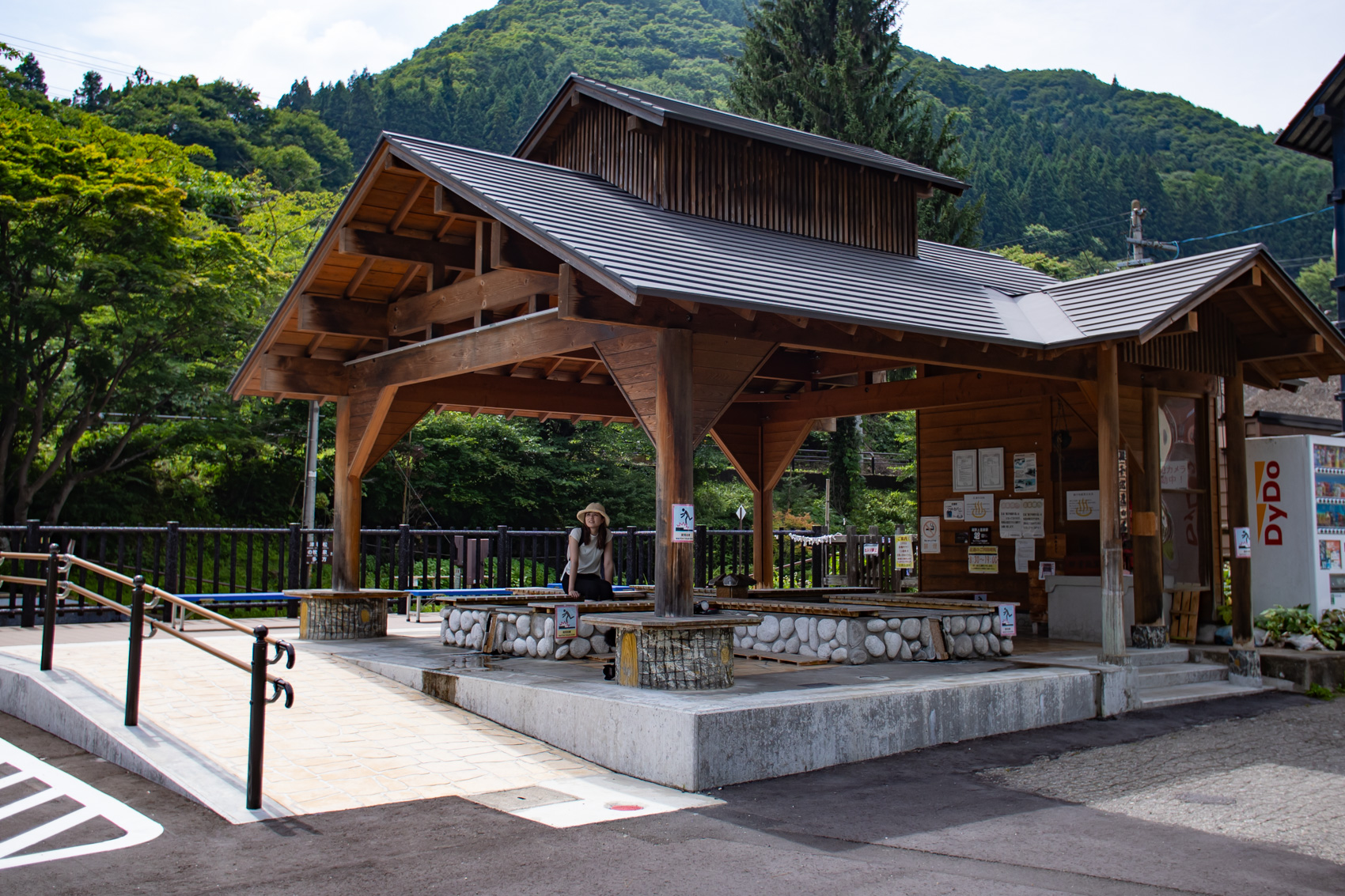 湯野上温泉駅 足湯